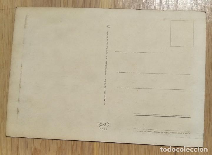 Postales: NI&Ntilde;O CON IMPERMEABLE - Foto 2