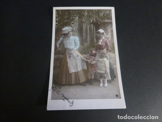 Postales: NI&Ntilde;OS CON SIRVIENTAS NI&Ntilde;ERAS POSTAL - Foto 1