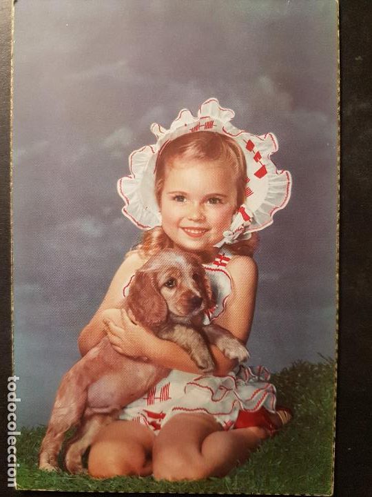 Postales: NI&Ntilde;A CON UN PERRO POSTAL - Foto 1