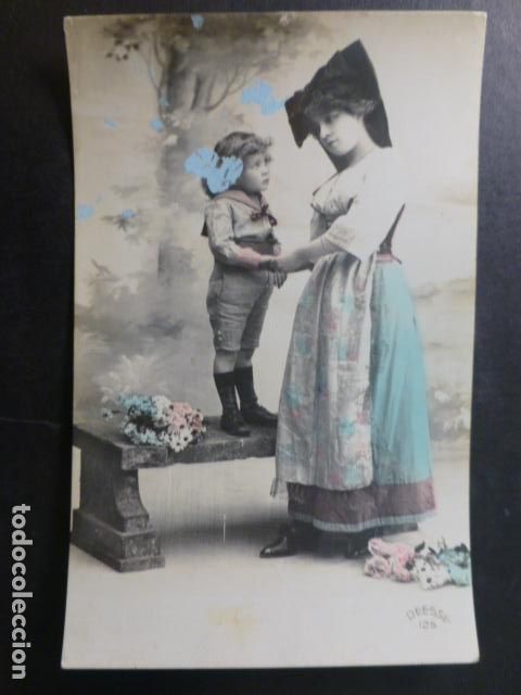 Postales: NI&Ntilde;O CON MADRE POSTAL - Foto 1