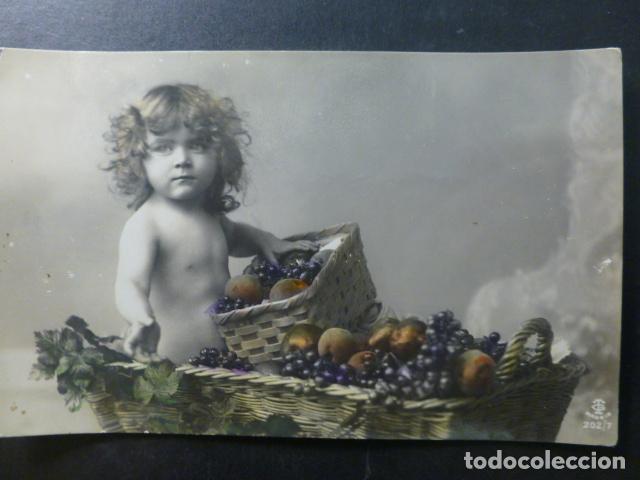 Postales: NI&Ntilde;O CON FRUTAS POSTAL - Foto 1