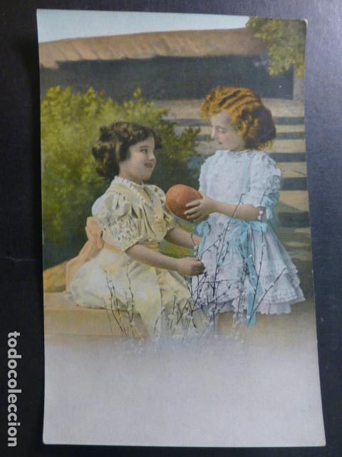 Postales: NI&Ntilde;AS CON HUEVO POSTAL - Foto 1