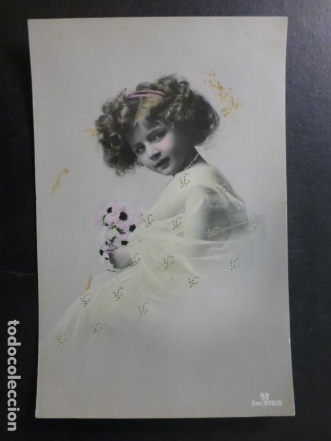 Postales: NI&Ntilde;A ELEGANTE TEL&Eacute;FONO POSTAL - Foto 1