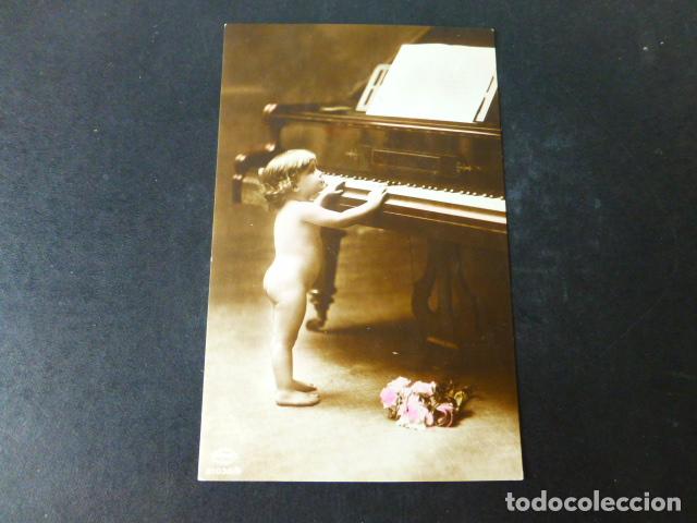 Postales: NI&Ntilde;O TOCANDO EL PIANO POSTAL - Foto 1