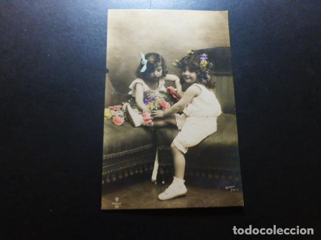 Postales: NI&Ntilde;AS CON MU&Ntilde;ECA POSTAL - Foto 1