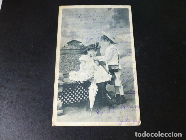 Postales: NI&Ntilde;O CONSOLANDO A NI&Ntilde;A POSTAL - Foto 1