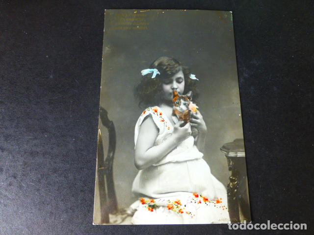 Postales: NI&Ntilde;A CON FLORES POSTAL - Foto 1