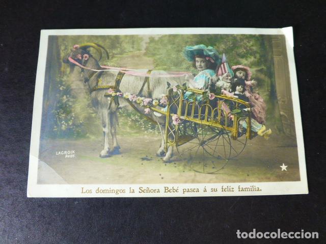 Postales: NI&Ntilde;A EN CARRO CON MU&Ntilde;ECAS POSTAL - Foto 1
