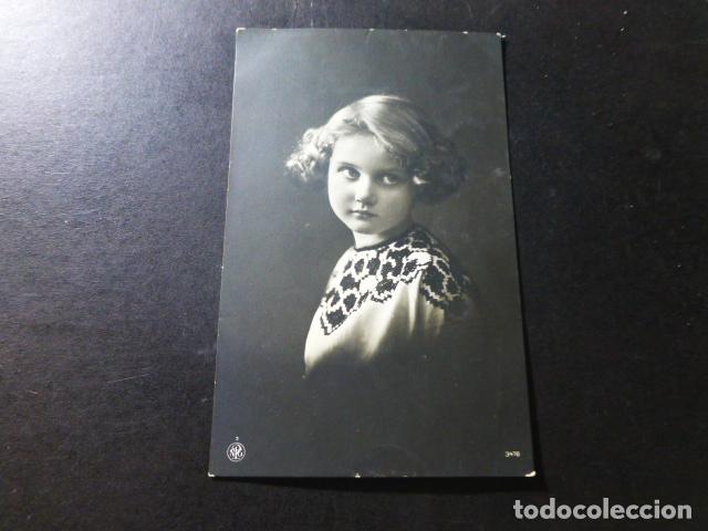 Postales: NI&Ntilde;A ELEGANTE POSTAL - Foto 1