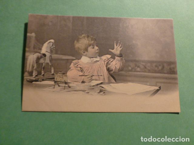 Postales: NI&Ntilde;O DIBUJANDO POSTAL - Foto 1