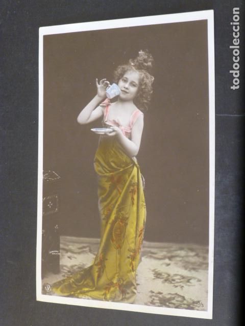 Postales: NI&Ntilde;A ELEGANTE POSTAL - Foto 1