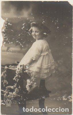 Postales: POSTAL DE NI&Ntilde;OS. NI&Ntilde;A CON FLORES P-NI&Ntilde;OS-760