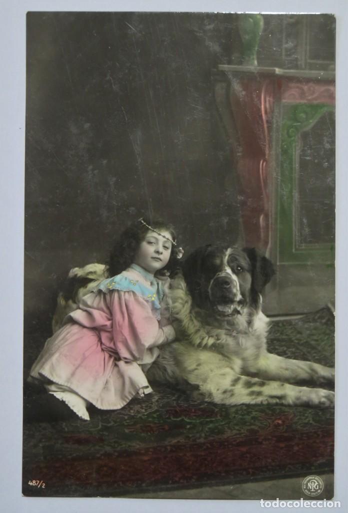 Postales: POSTAL. NI&Ntilde;A CON PERRO. NGP. 487/2 - Foto 1
