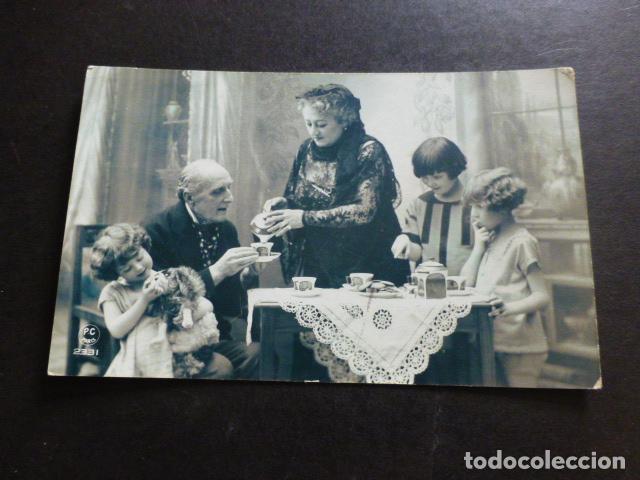 Postales: NI&Ntilde;OS Y ABUELOS POSTAL - Foto 1