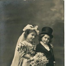 Postales: NIÑOS VESTIDOS PARA CASAMIENTO-AÑO 1912-FOTOGRÁFICA