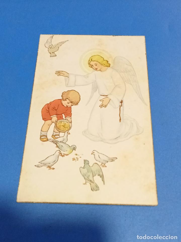 Postales: TARJETA POSTAL. DIBUJO DE NI&Ntilde;A CUSTODIADA POR &Aacute;NGEL DANDO DE COMER A LAS PALOMAS.