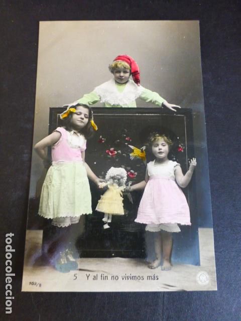 Postales: NI&Ntilde;OS JUGANDO CON MU&Ntilde;ECA POSTAL - Foto 1