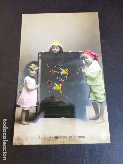 Postales: NI&Ntilde;OS JUGANDO CON MU&Ntilde;ECA POSTAL - Foto 1