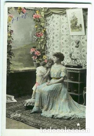 Postales: Madre con hija - Foto 1