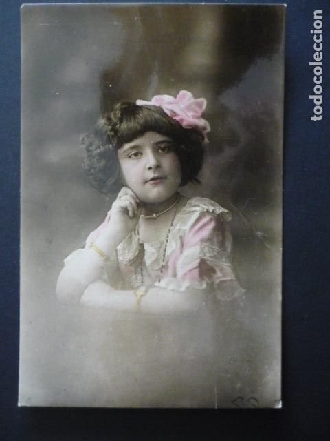 Postales: NI&Ntilde;A ELEGANTE POSTAL - Foto 1