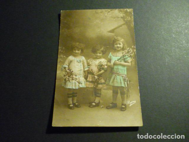 Postales: NI&Ntilde;OS CON FLORES POSTAL - Foto 1