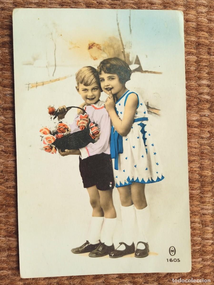 Postales: NI&Ntilde;OS CON ROSAS - Foto 1