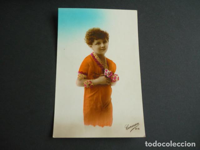 Postales: NI&Ntilde;O CON FLORES POSTAL - Foto 1