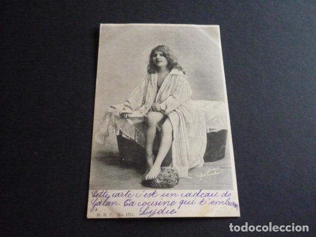 Postales: NI&Ntilde;A EN BA&Ntilde;ERA POSTAL - Foto 1