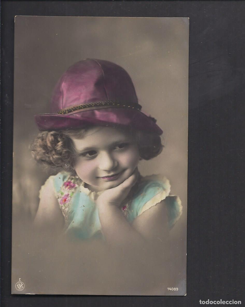 Postales: Antigua postal. Ni&ntilde;a . Circulada 1914 - Foto 1