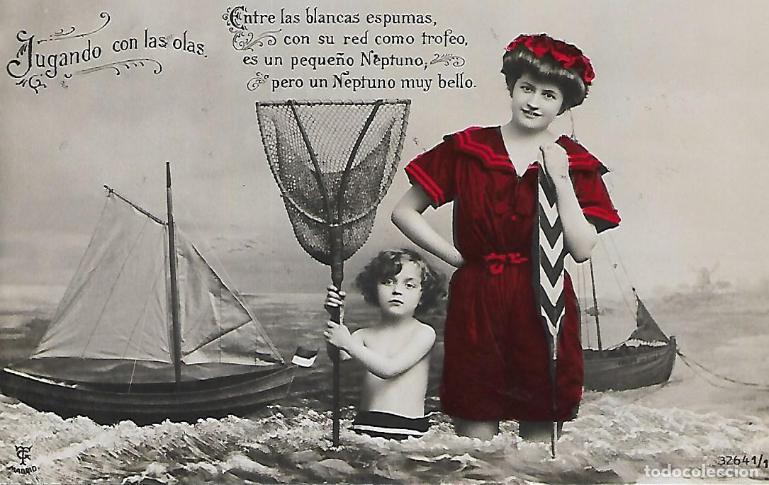 Postales: ANTIGUA POSTAL ESPA&Ntilde;OLA-JUGANDO CON LAS OLAS (1907) - Foto 1