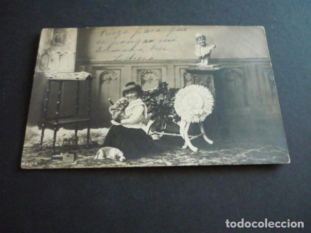 Postales: NI&Ntilde;A CON PERROS ANTIGUA POSTAL - Foto 1
