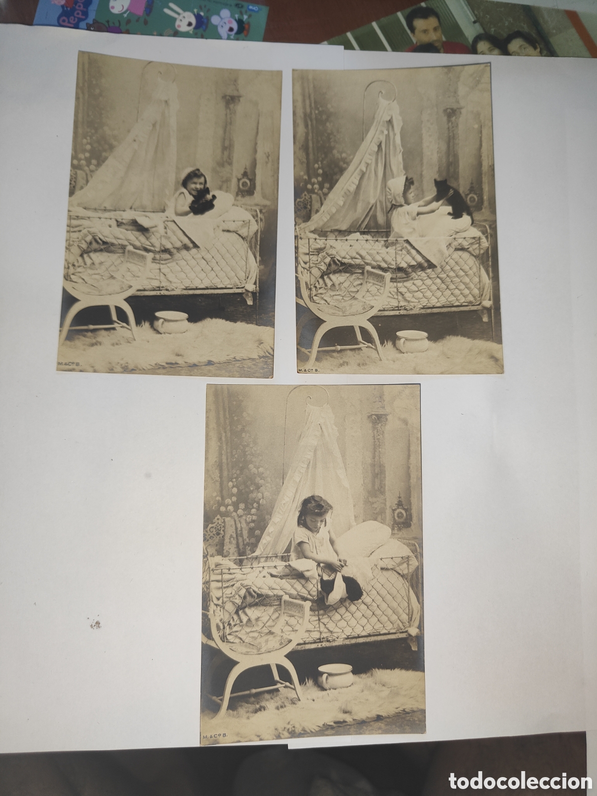 Postales: POSTAL NI&Ntilde;A EN LA CAMA CON GATO - Foto 1