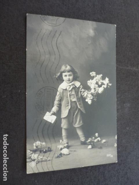 Postales: NI&Ntilde;O CON RAMO DE FLORES POSTAL - Foto 1