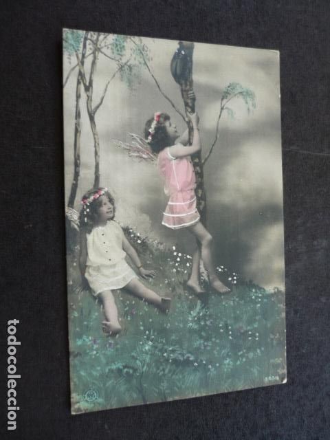 Postales: NI&Ntilde;AS EN EL BOSQUE POSTAL - Foto 1