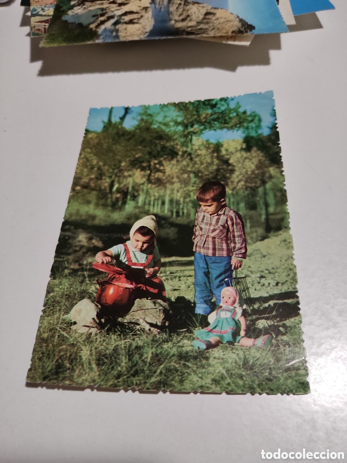 Postales: Postal ni&ntilde;os bosque.... - Foto 1