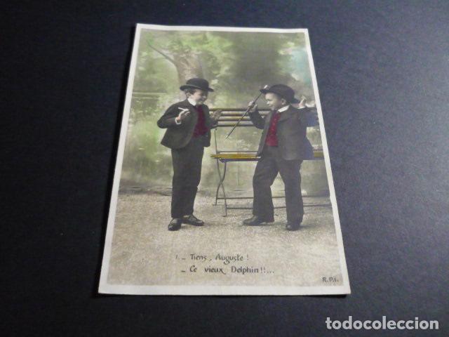 Postales: NI&Ntilde;OS SALUDANDOSE POSTAL - Foto 1