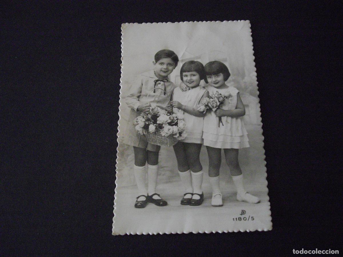 Postales: NI&Ntilde;OS CON FLORES POSTAL ANTIGUA - Foto 1