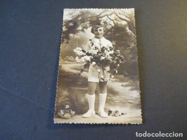 Postales: NI&Ntilde;O CON FLORES POSTAL - Foto 1