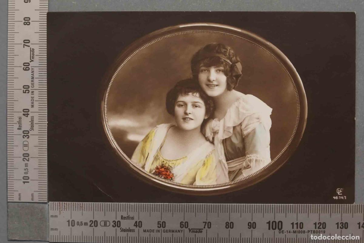 Postales: POSTAL. MUJERES JOVENES ILUMINADA. - Foto 1