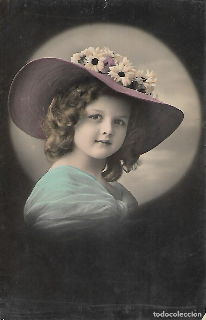 Postcards: NI&Ntilde;A CON SOMBRERO (Principios 1900)