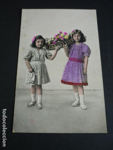Postales: NI&Ntilde;O CON FLORES POSTAL - Foto 1