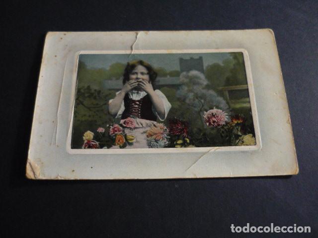 Postales: NI&Ntilde;A CON FLORES POSTAL - Foto 1