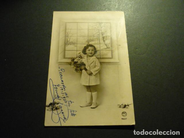 Postales: NI&Ntilde;A CON RAMO DE FLORES POSTAL - Foto 1