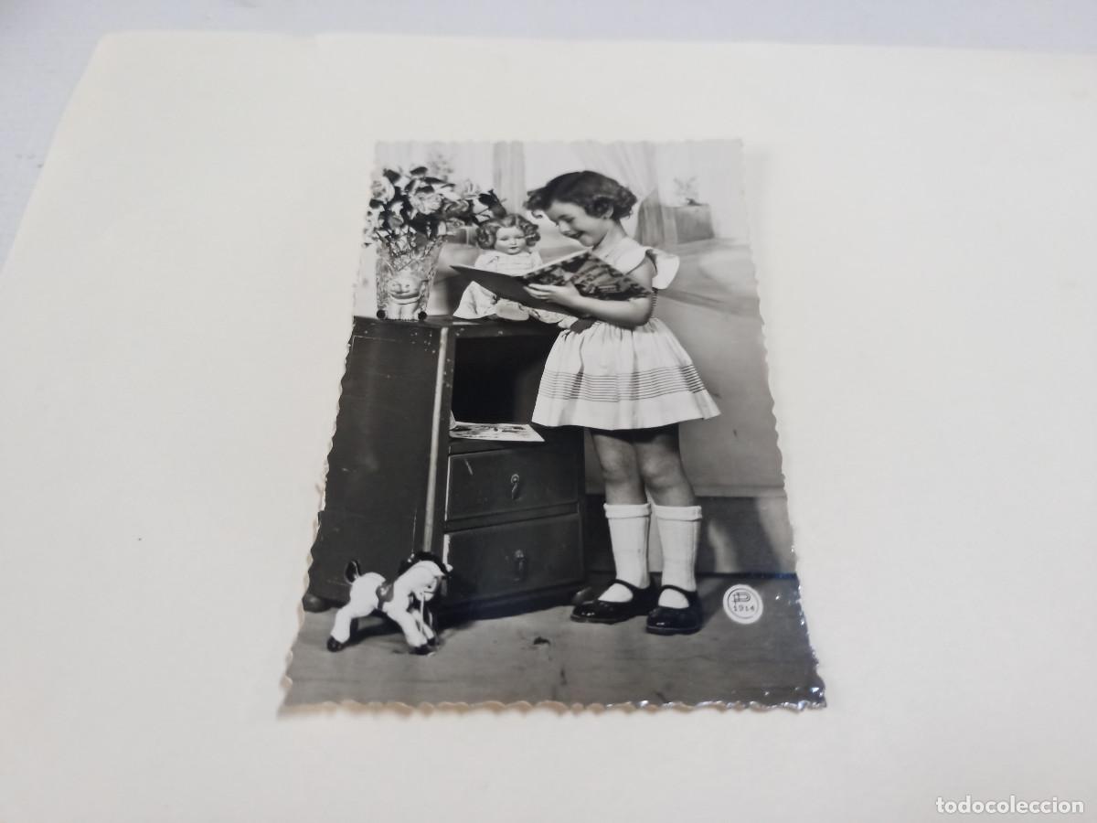 Postales: POSTAL NI&Ntilde;A CON MU&Ntilde;ECA - Foto 1