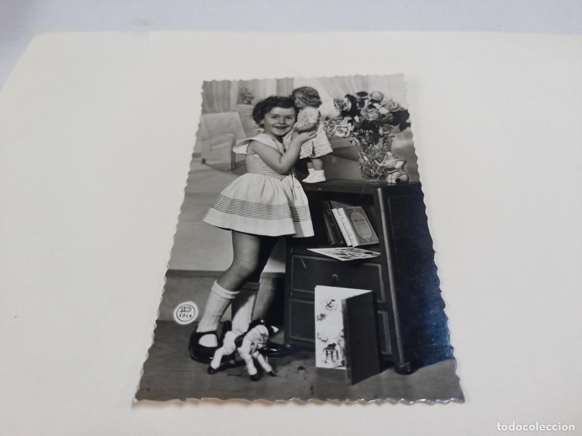 Postales: POSTAL NI&Ntilde;A CON MU&Ntilde;ECA - Foto 1