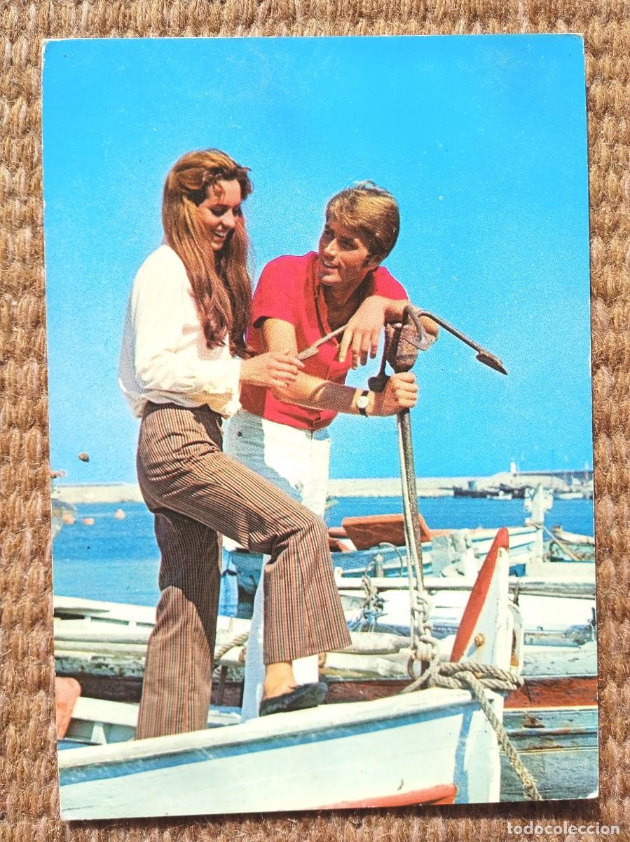 Postales: PAREJA DE NOVIOS EN BARCA - Foto 1