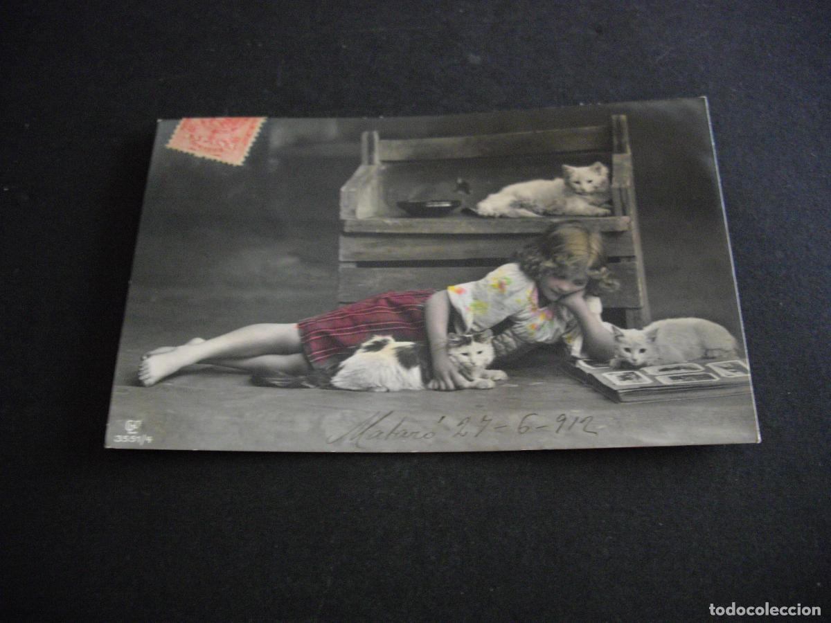 Postales: NI&Ntilde;A CON GATOS POSTAL - Foto 1