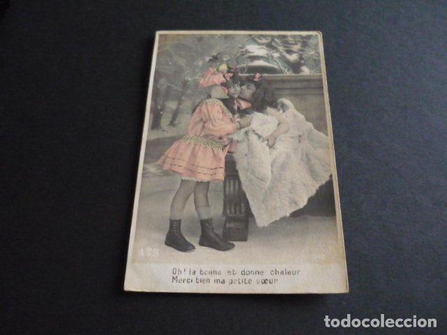 Postales: NI&Ntilde;AS BESANDOSE POSTAL - Foto 1