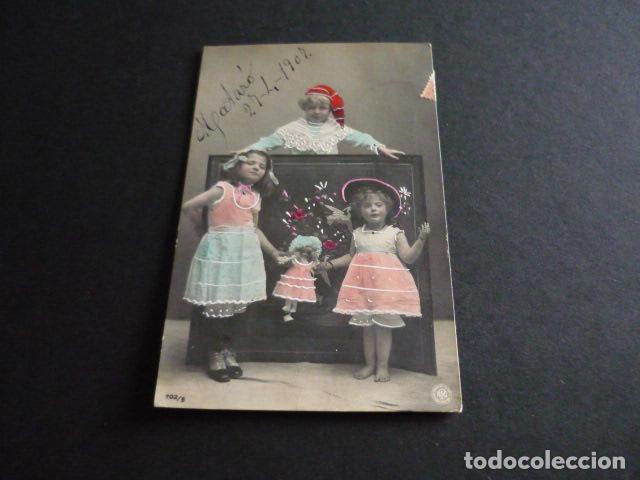 Postales: NI&Ntilde;OS CON MU&Ntilde;ECA POSTAL - Foto 1