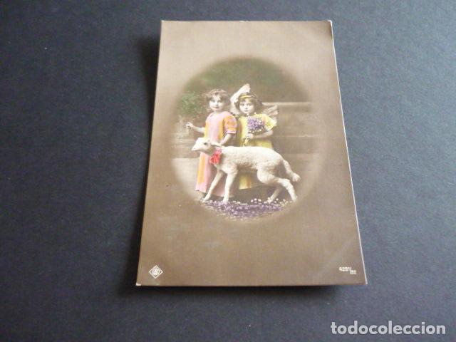 Postales: NI&Ntilde;AS CON CORDERITO POSTAL - Foto 1